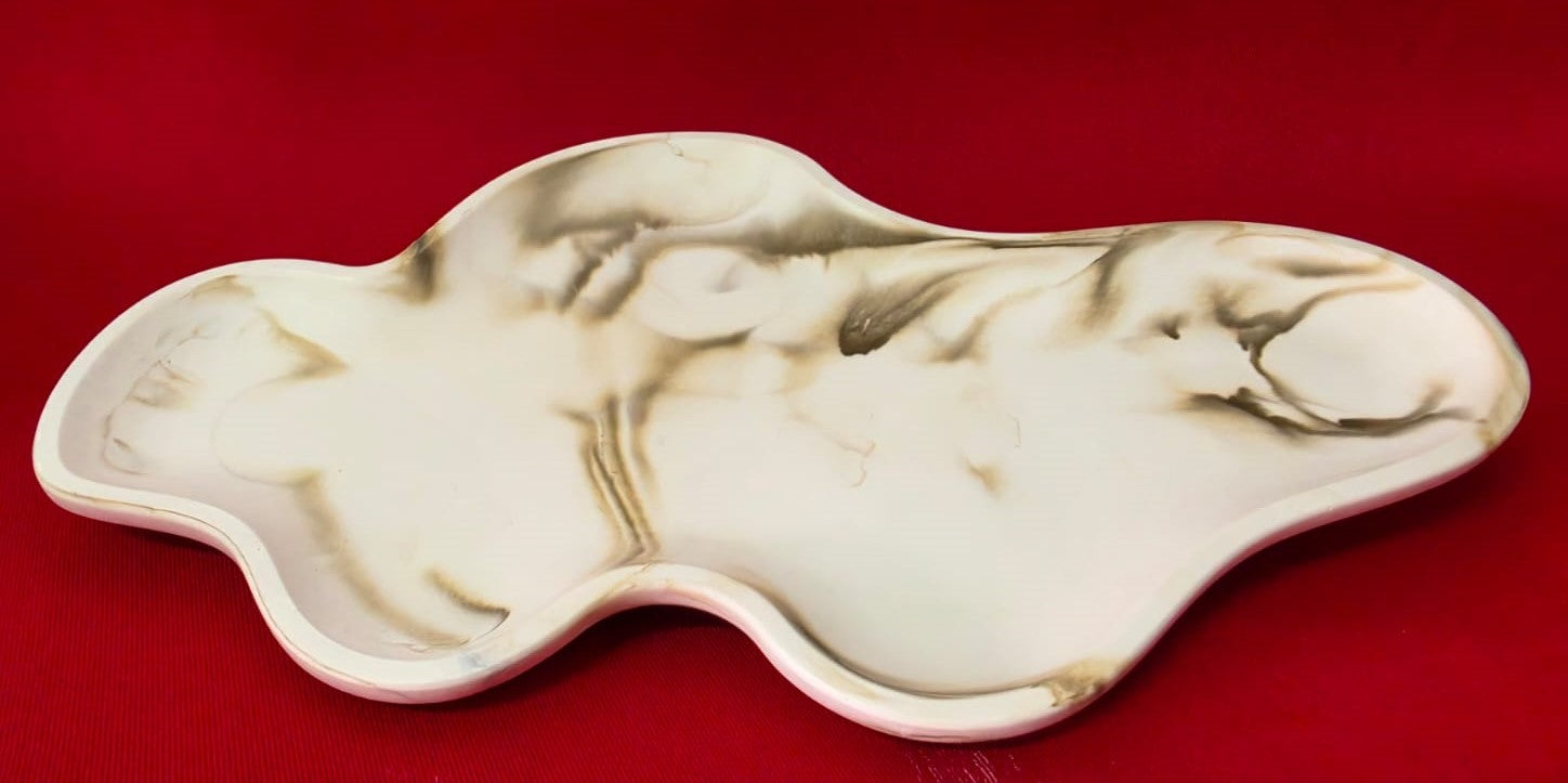 Curved Cloud Tray - 18 x 29cm