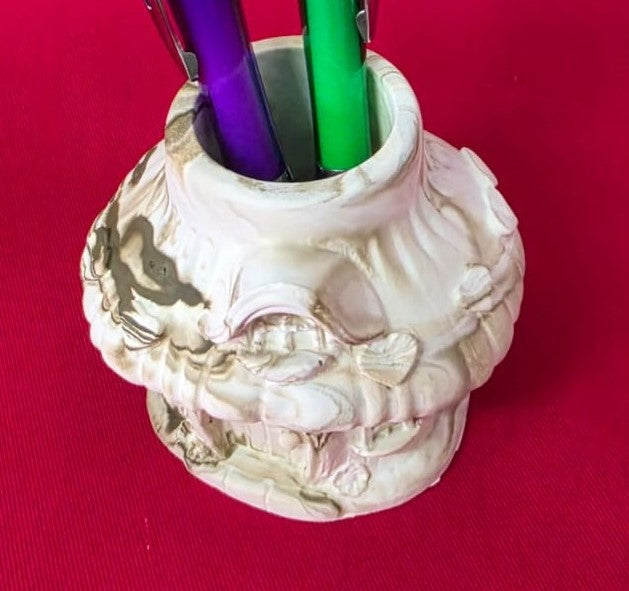 Exquisite Tale Mushroom House Pot - 9.4 x 8.2cm
